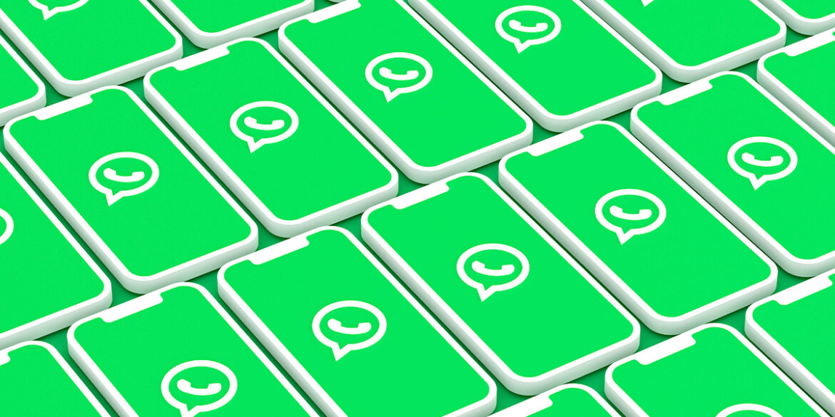 vários celulares com o logotipo do WhatsApp